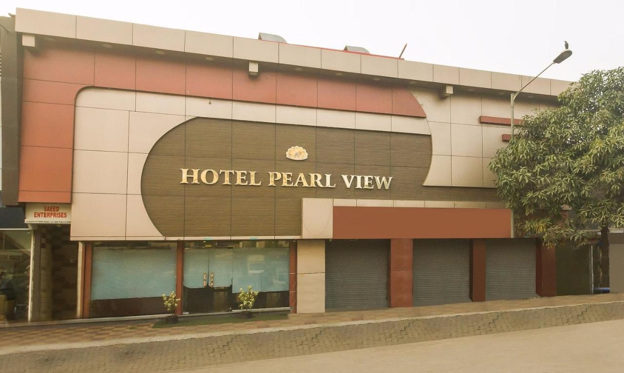 Capital O Hotel Pearl Near Us Embassy Mumbai Luaran gambar
